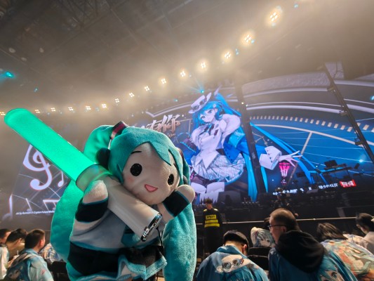 初音未来 挂耳毛绒