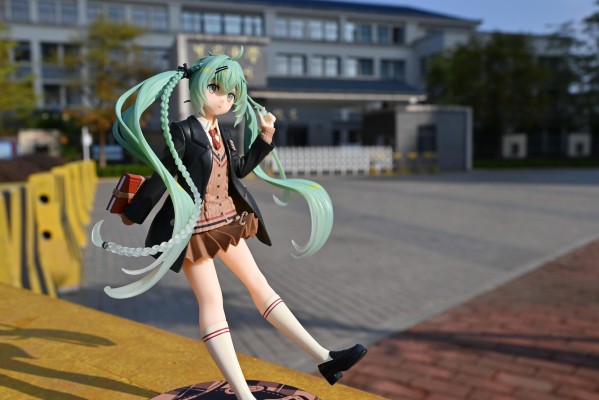 Fashion 初音未来  学院派