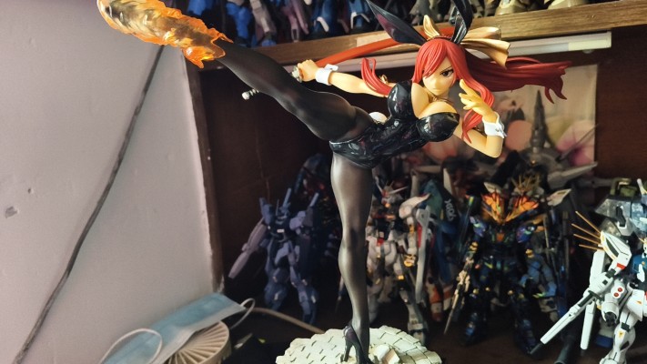 妖精的尾巴 艾尔莎・史卡雷特 高踢 红兔