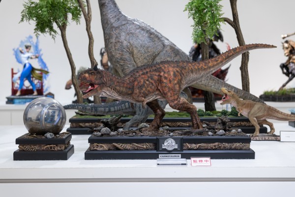 食肉牛龙（Carnotaurus）