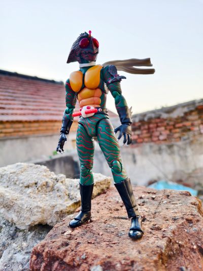 S.H.Figuarts 假面骑士亚马逊