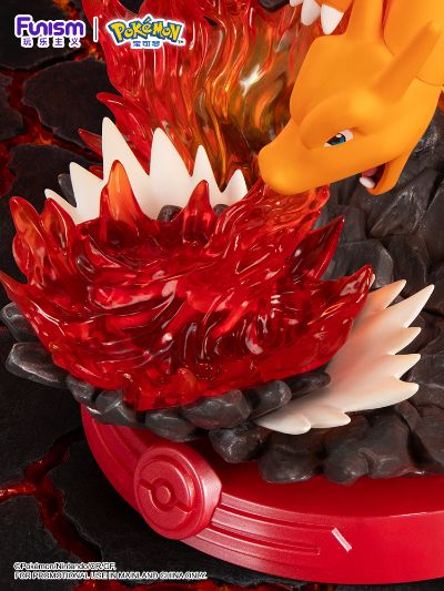 派非格 极态系列 宝可梦 喷火龙