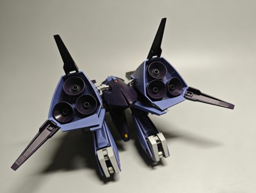 HGUC 1/144 机动战士Z高达 PMX-000 梅萨拉