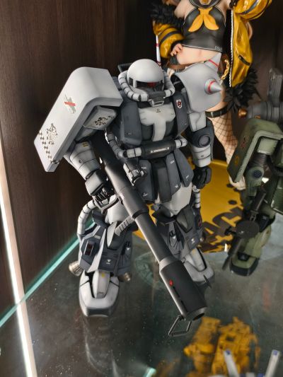 MG 	Mobile Suit Variations MS-06R-1A 高机动型扎古II 改良型 Eric Mansfield Custom 