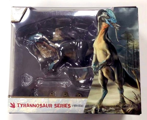 五彩冠龙 – 1/18可动玩偶