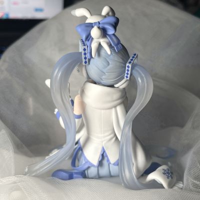 压泡面 初音未来 雪未来 天空小镇（Sky Town）