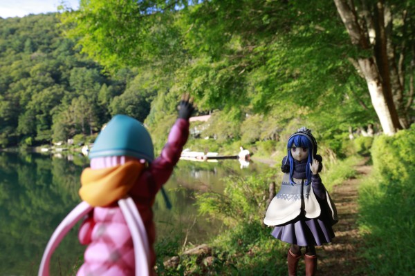 摇曳露营△ 志摩凛 四尾连湖营地