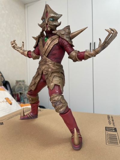 1/6特摄系列：异次元超人 艾斯杀手