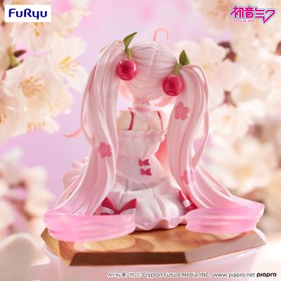 压泡面 初音未来 樱花未来 2025 眨眼