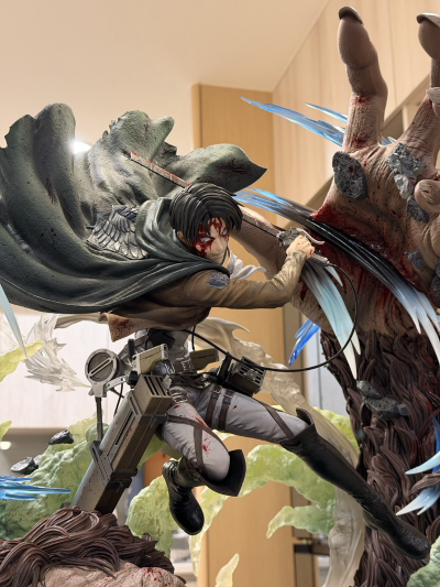 UPMAOT-02S 进击的巨人 利威尔 VS 兽之巨人