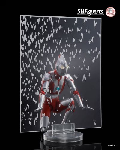 S.H.Figuarts（真骨雕制法） 奥特曼 60周年纪念版