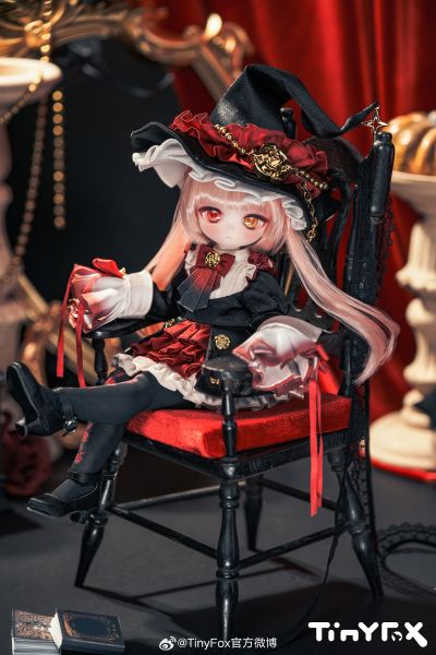 芙罗拉 鸦羽红蔷