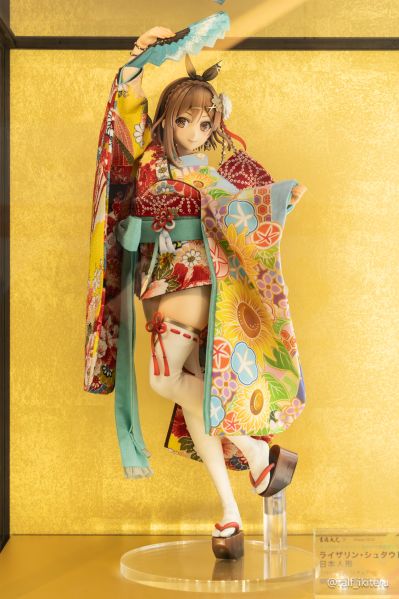 莱莎的炼金工房3 ~终结之炼金术士与秘密钥匙~ 莱莎琳・斯托特 日本人偶