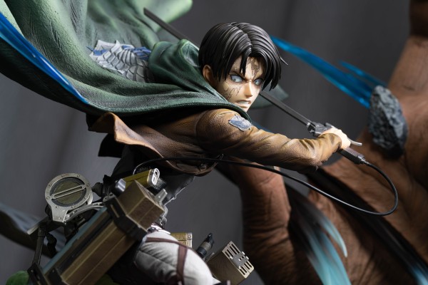 UPMAOT-02S 进击的巨人 利威尔 VS 兽之巨人