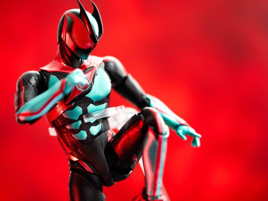 S.H.Figuarts 假面骑士ZZZ 肌体冲击