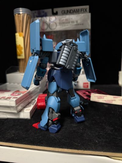 HGUC 1/144 机动战士高达UC AMX-101E 狂飙卡尔斯