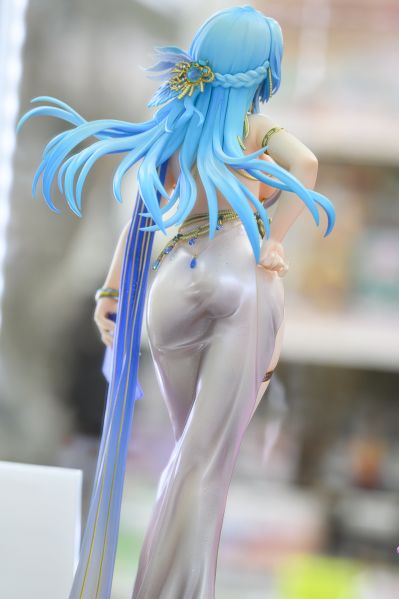 胜利女神：新的希望 海伦：水晶派对