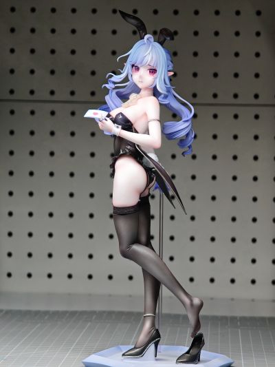 绝区零 薇薇安 兔女郎ver