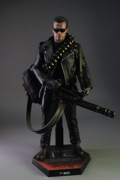 《终结者2:审判日》 T-800(2.0) 1:6比例珍藏人偶