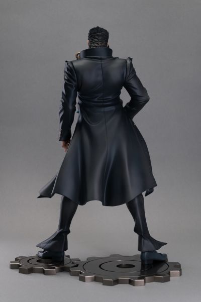 FIGURE MUSEUM JOJO的奇妙冒险 第三部 星辰斗士 空条承太郎