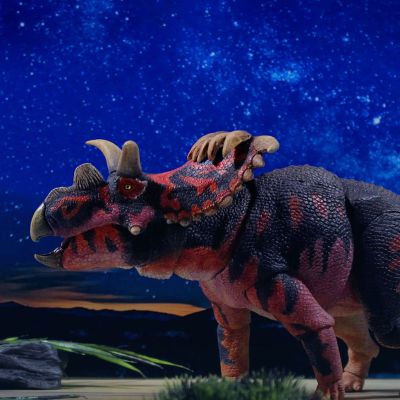 科斯莫角龙– 1/18可动玩偶