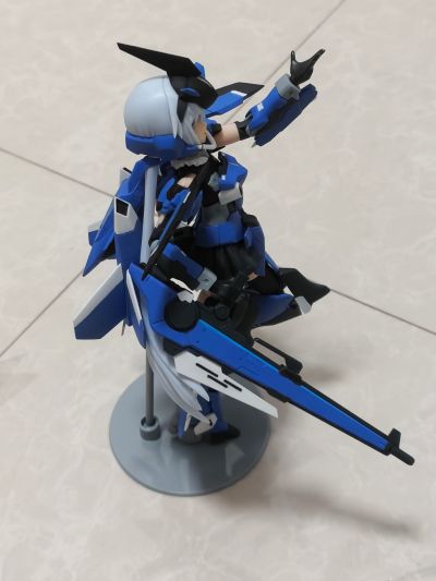 机甲少女 短剑 XF-3 与 短剑装甲套装（暂译）