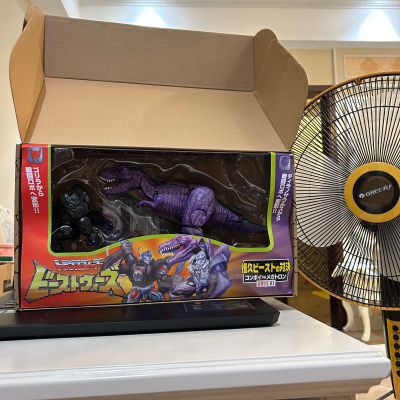 变形金刚MP系列 MP-43 无敌龙(Beast Wars)