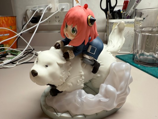 间谍过家家 代号：白 阿尼亚·福杰 与 邦德·福杰