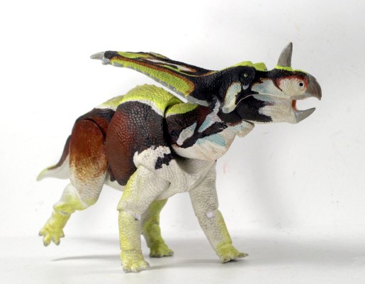 贝氏开角龙- 1/18可动玩偶