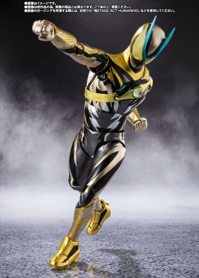 S.H.Figuarts 假面骑士ZZZ 电光瞬闪等离体子