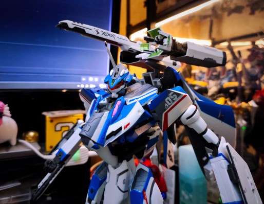 DX超合金 VF-31J 超级齐格飞（疾风·英麦曼专用机）重生版