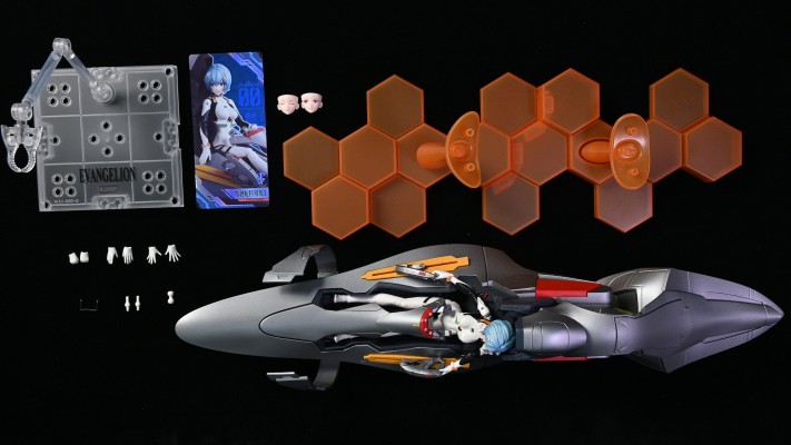 奇迹版 新世纪福音战士 绫波零 战斗服(驾驶舱特别版)