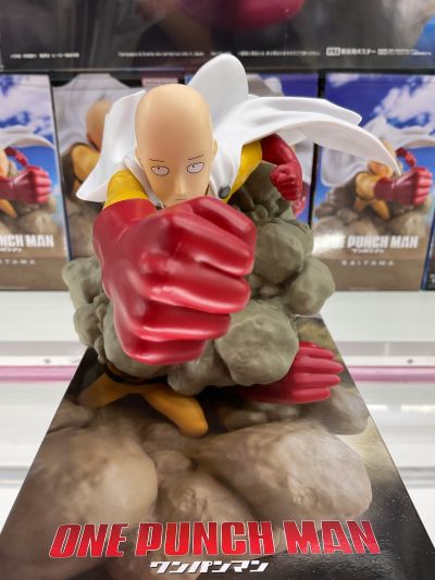 透视手办  一拳超人 琦玉