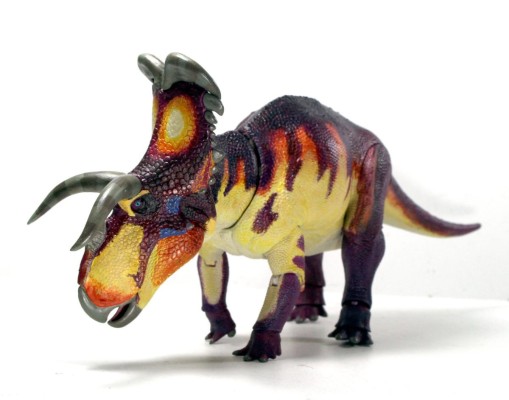 梅杜莎角龙- 1/18可动玩偶