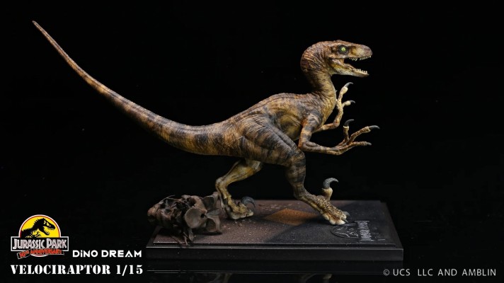 侏罗纪公园30周年 迅猛龙限量套装