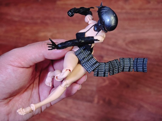 S.H.Figuarts 链锯人 蕾塞篇 炸弹