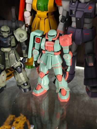 HG 量产型璃子专用扎古