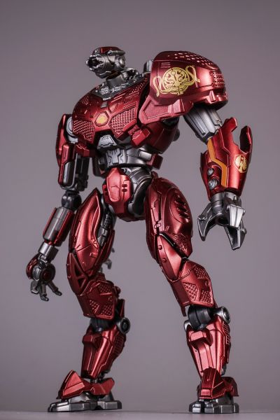 环太平洋 暴风赤红 赤红闪电・三臂格斗专家