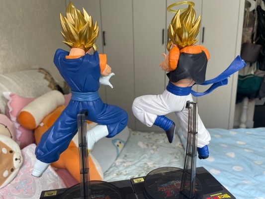 龙珠Z 爆裂激战 10周年珍藏人偶-超级悟吉塔-