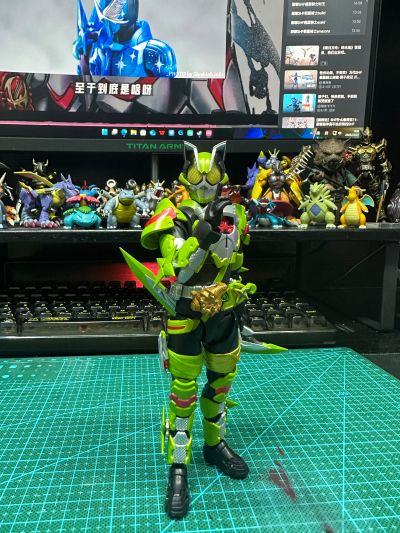 S.H.Figuarts  假面骑士太狸 火旺忍者形态与凯凯拉（青蛙摆件形态）