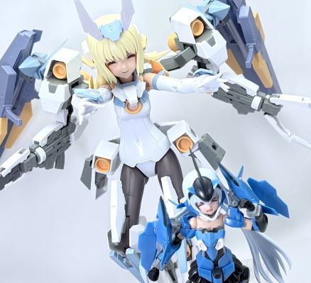 大比例 机甲少女 猎刃