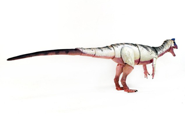 艾氏冰脊龙– 1/18可动玩偶