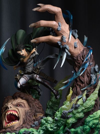 UPMAOT-02S 进击的巨人 利威尔 VS 兽之巨人