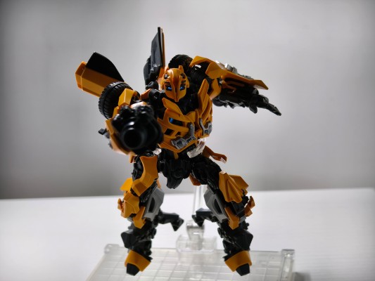 变形金刚-超越版 CC23-变形金刚电影3 大黄蜂