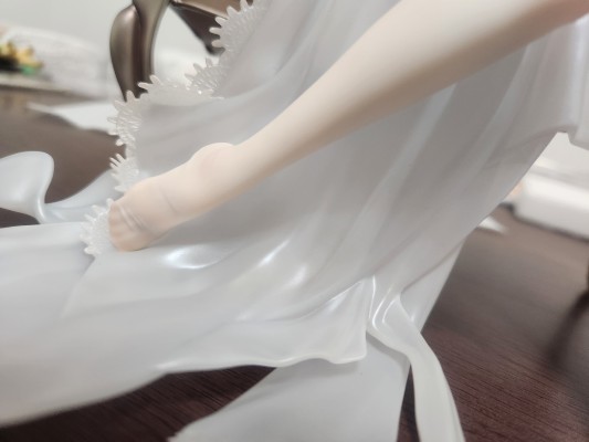 绯色回响 莉莉丝 纯白誓约