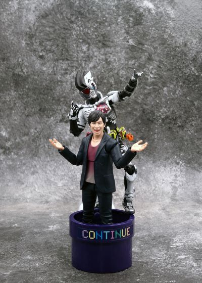 S.H.Figuarts 假面骑士：艾克赛德 新檀黎斗 ～新的哀伤和快乐～