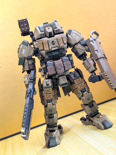 天启系列 铁幕 装甲攻击型机甲