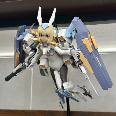 大比例 机甲少女 猎刃