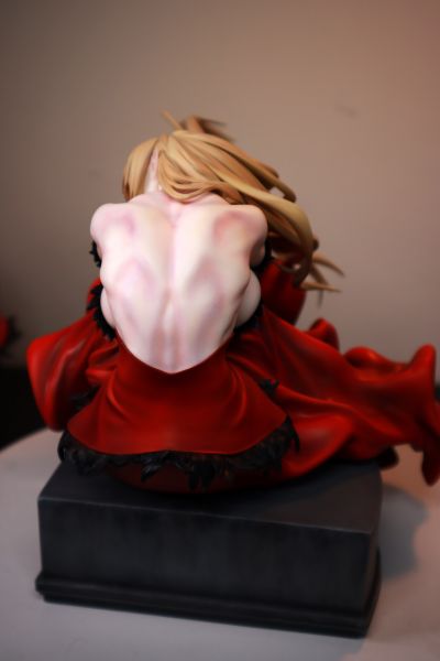 伤物语-姬丝秀忒・雅赛劳拉莉昂・刃下心