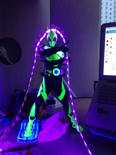 一番赏假面骑士零一 假面骑士零一 高跃飞蝗 发光版